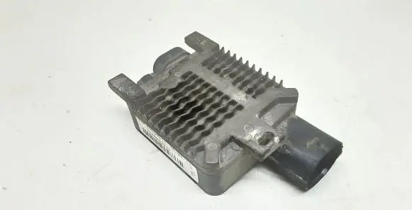 Volvo V60 Coolant fan relay 940009301
