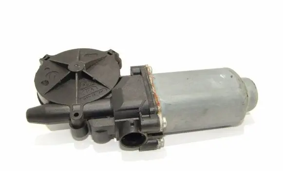 Nissan Pathfinder R51 Front door window regulator motor 400849
