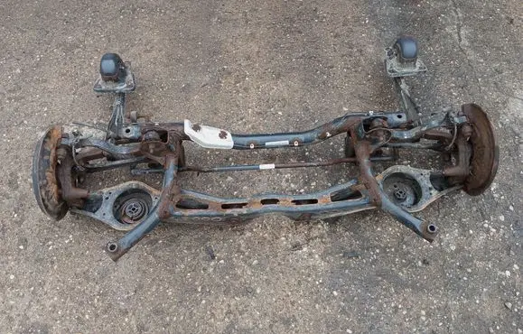 Volkswagen Jetta V Rear subframe 