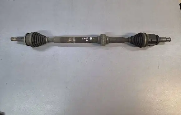 Toyota Prius (XW30) Front driveshaft 