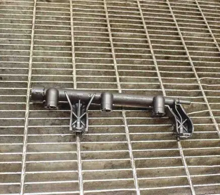 Peugeot 208 Fuel main line pipe 9816955780