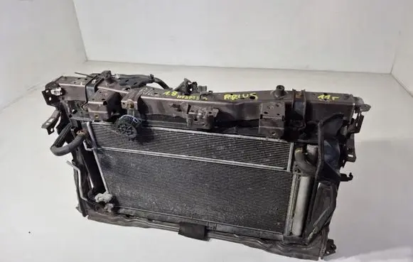 Toyota Prius (XW30) Radiator support slam panel