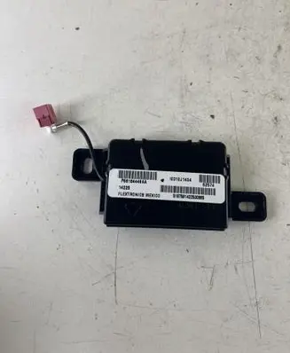 Jeep Cherokee Keyless system antenna P68184446AA O0310J1404 68184446A