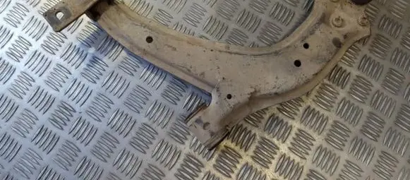 Citroen Xsara Front lower control arm/wishbone
