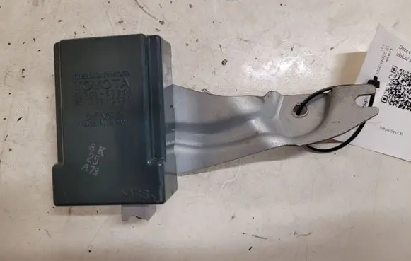 Lexus IS 220D-250-350 Door control unit/module 8974053060 251303520