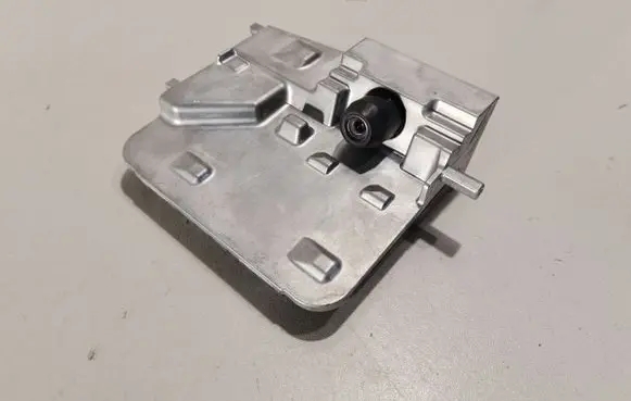 Windshield/windscreen camera