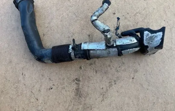 Volvo V50 Intercooler hose/pipe 3M519A673HG 6652A
