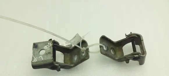 Peugeot 308 Front door upper hinge