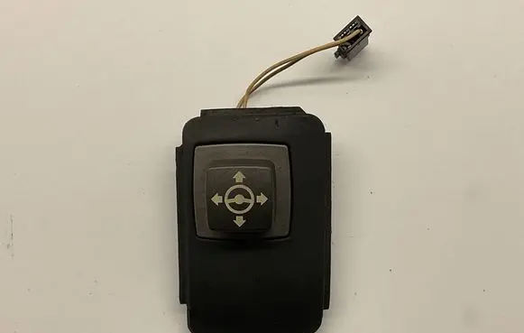 BMW 7 E65 E66 Steering wheel adjustment switch 03200700 600425 6911535