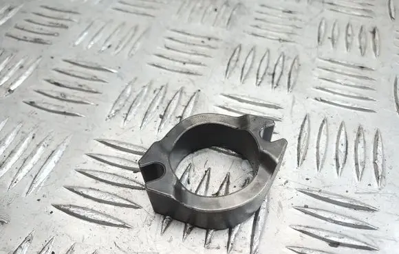 Subaru Forester SH Fuel Injector clamp holder