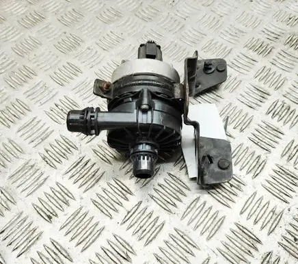 Mercedes-Benz GLE W167 Electric auxiliary coolant/water pump A0005000801