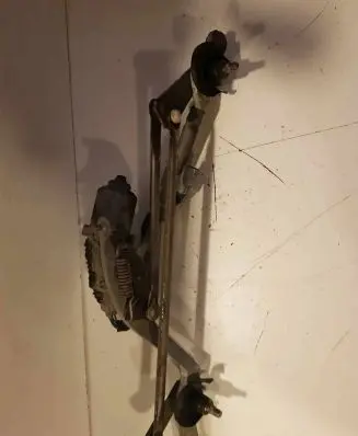 Toyota Auris 150 Front wiper linkage and motor 8511002190 1593000831