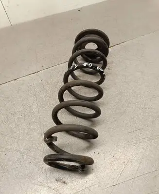 Volkswagen PASSAT B8 Rear coil spring
