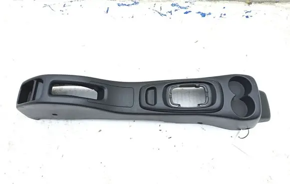 Opel Agila A Center console