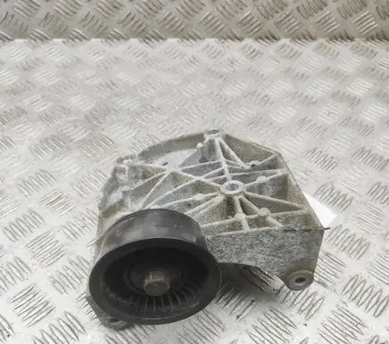 Jaguar XJ X40 Generator/alternator bracket C2C6462 2W9310C399AA