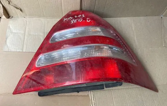 Mercedes-Benz C W203 Rear/tail lights A20382064R
