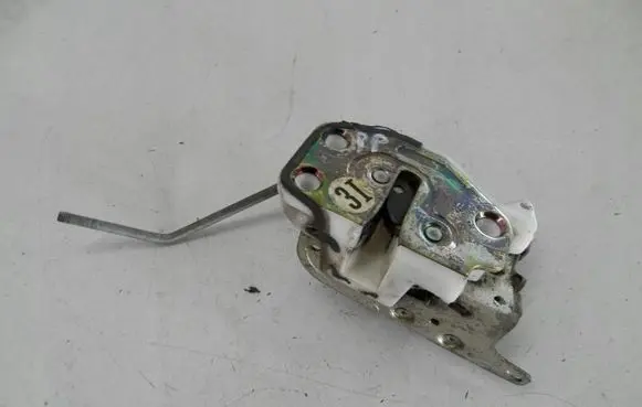 Honda Civic Front door lock 