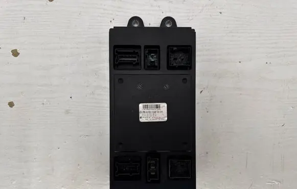 Mercedes-Benz ML W164 SAM control unit A1645404401 A1645453416