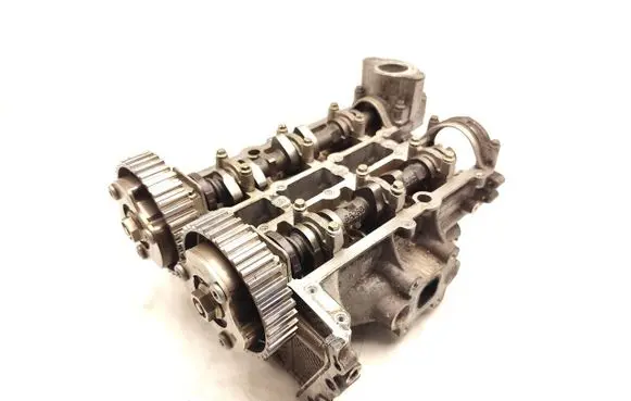 Ford Fiesta Engine head CM5G6090GC PBCM5G6090GC