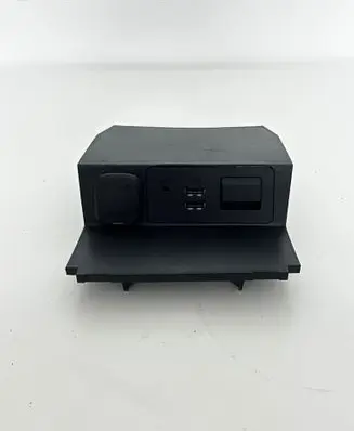 Mazda 6 USB socket connector GML8644A1