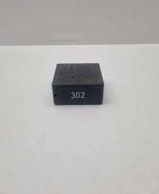 Audi 100 S4 C4 Other relay 4A0919471A 5KG00656801