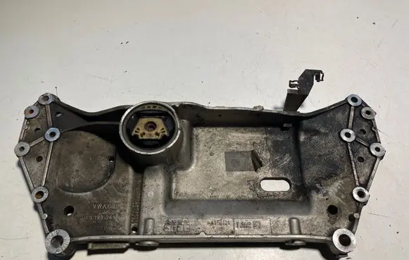 Volkswagen Touran II Front subframe 1K0199369F