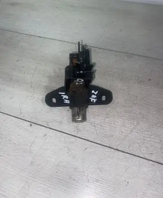 Opel Zafira A Loading door lock 