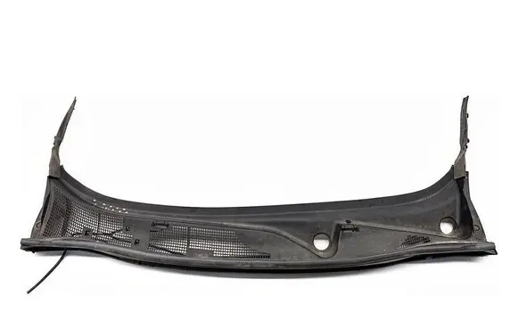 Nissan Juke I F15 Wiper trim 668621KA0C