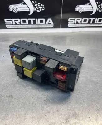 Mercedes-Benz C W203 Fuse module 2035451701 5DK00848540