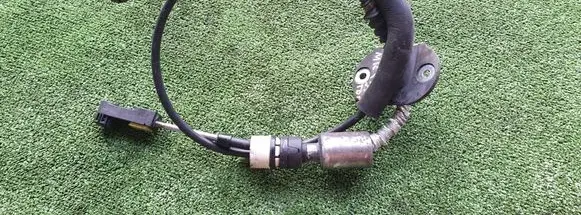 Ford Mondeo MK IV Gear shift cable linkage 