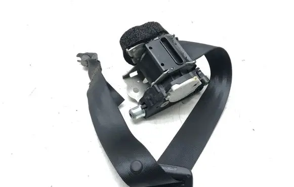Volvo S60 Middle seatbelt (rear) 31377521 34078324A