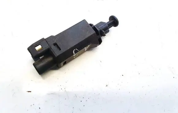 Volkswagen PASSAT B4 Brake pedal sensor switch 191945515B