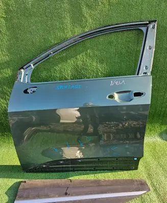 KIA Sportage Front door