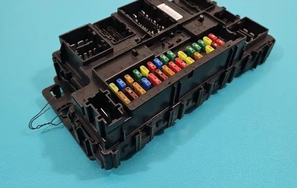 Fuse box set
