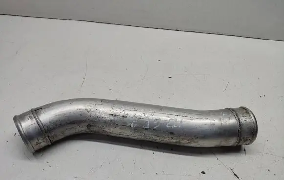 BMW 5 E39 Air intake hose/pipe