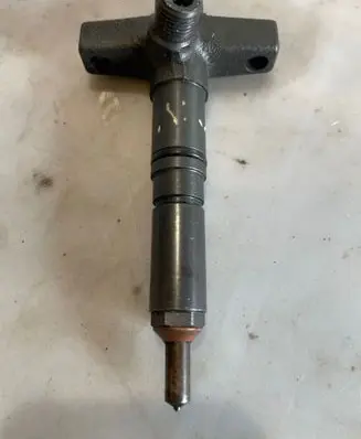 Fuel injector