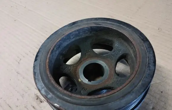 Crankshaft pulley