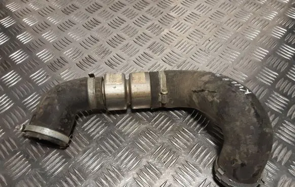 Ford Kuga II Coolant pipe/hose CV616C700AA