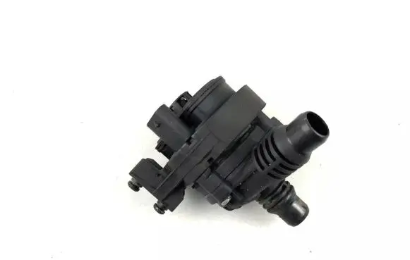 BMW 3 G20 G21 Electric auxiliary coolant/water pump 8671654