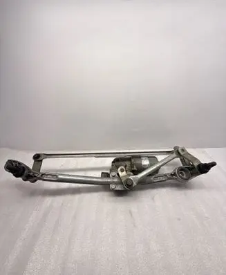 BMW 3 E90 E91 Front wiper linkage and motor 6978263