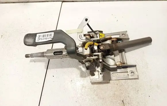 Honda FR-V Steering wheel axle