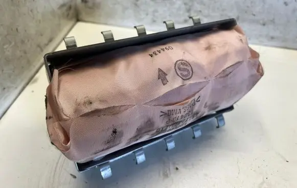 Subaru Outback Passenger airbag 49T10325LF10