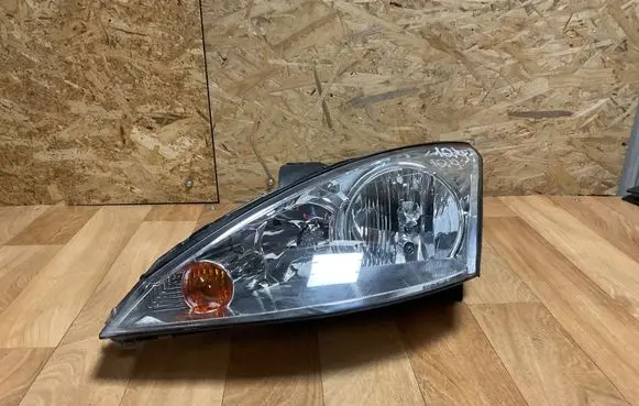 Ford Focus Headlight/headlamp 206348B