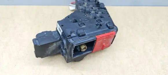 Mercedes-Benz ML W166 Fuse module A1665401550
