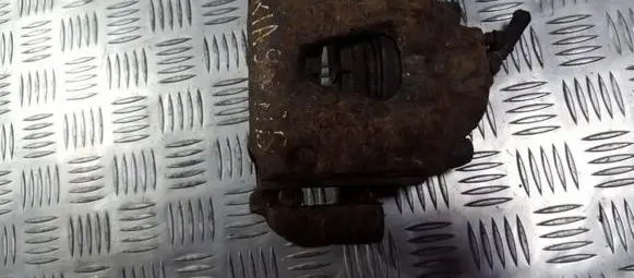 KIA Clarus Front brake caliper