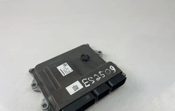 Volvo XC60 Engine control unit/module ECU 31459512