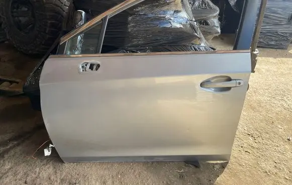 Subaru Legacy Front door