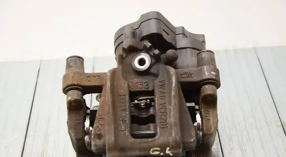 Volkswagen Caddy Rear brake caliper 5R3615405