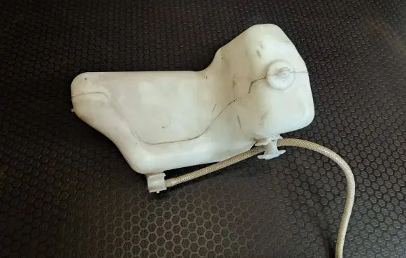 Mercedes-Benz E W211 Windshield washer fluid reservoir/tank 2118602160