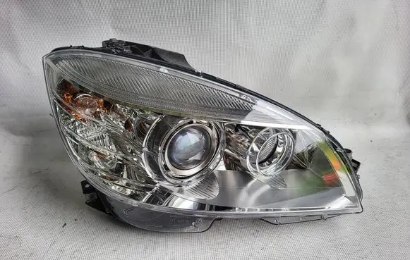 Mercedes-Benz C W204 Headlight/headlamp A2048203059 030123428226 LE06A6148X